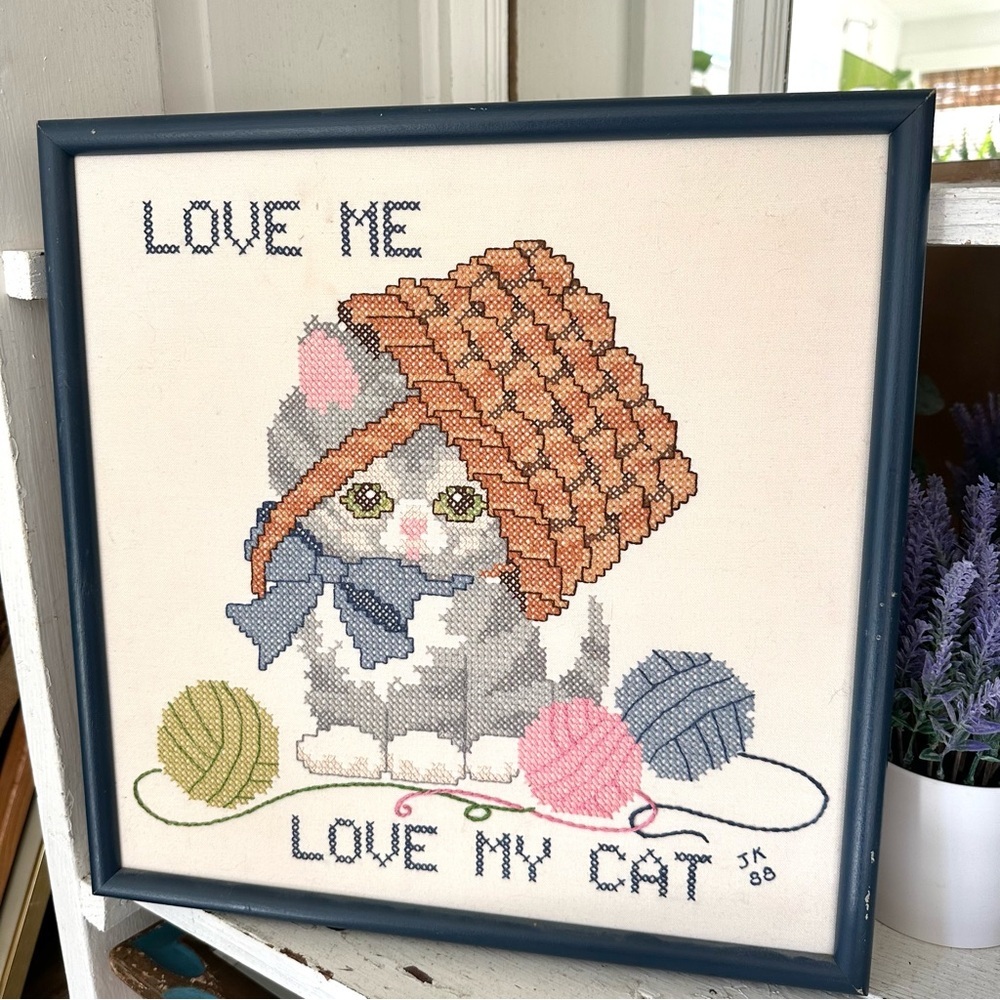 Vtg Love Me, Love My Cat Handmade Framed Cross Stitch Embroidery Art Wall Hang